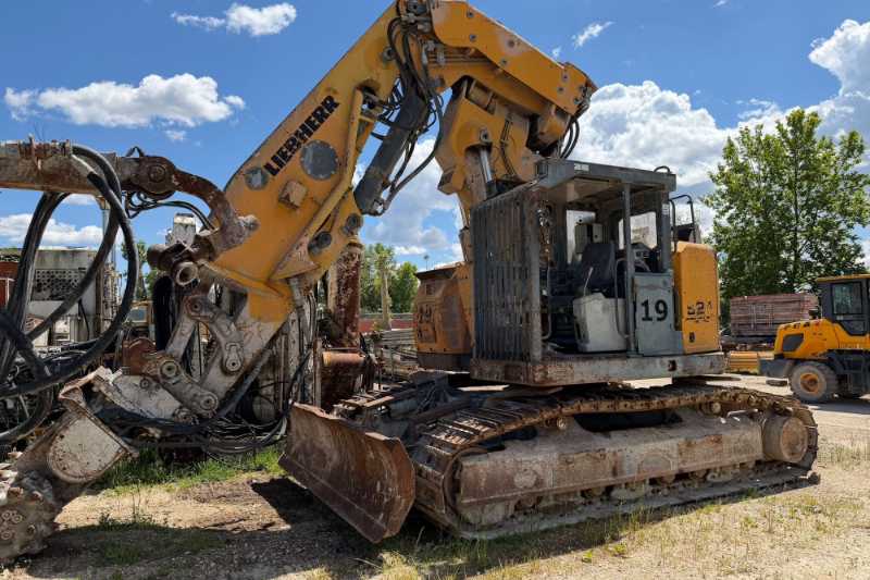 OmecoHub - Immagine LIEBHERR 924 COMPACT TUNNEL